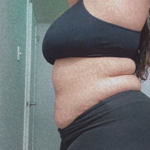 Belly Drops 💧 - Picture 5 of 6